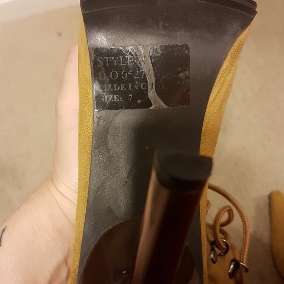 SOLD - J.Lo construction heeled boots - Picture 7 of 7